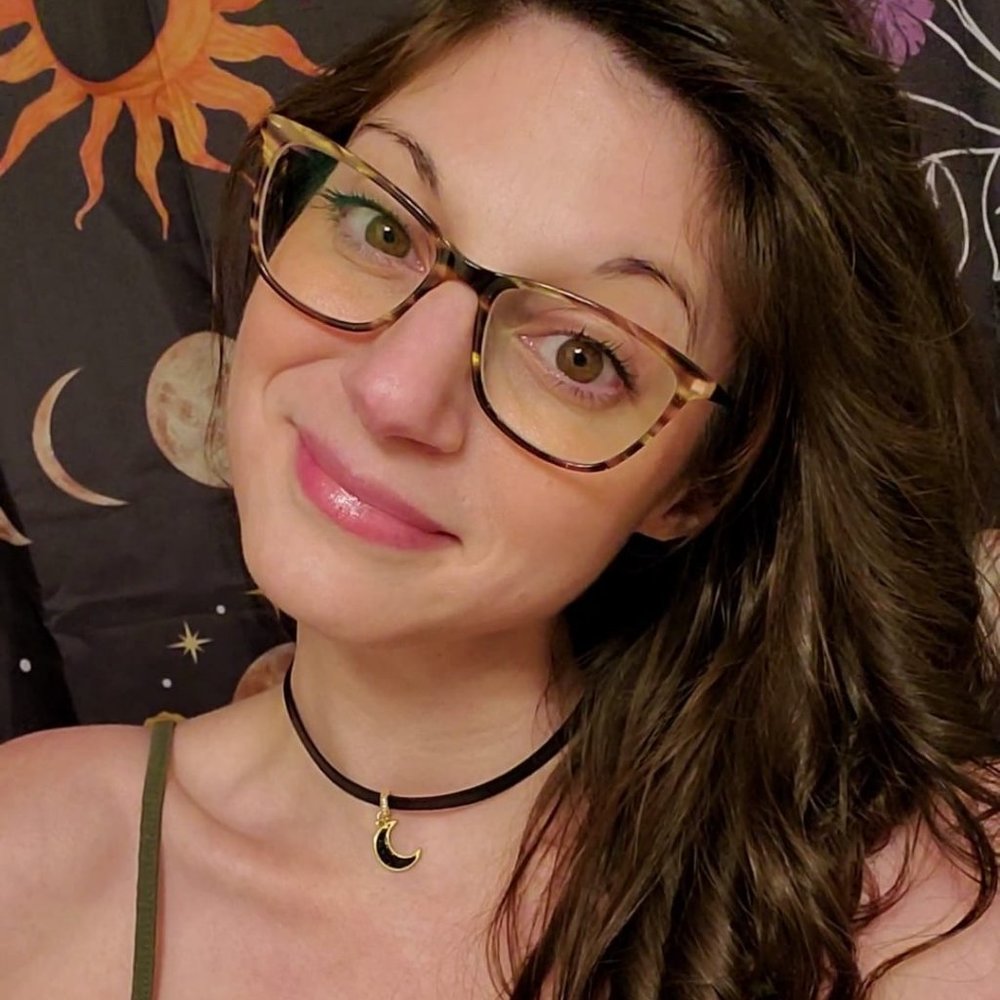 Meet your Posher, Gina